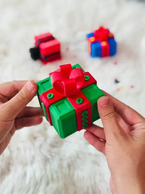 🎁 3D Christmas Prank Gift Box