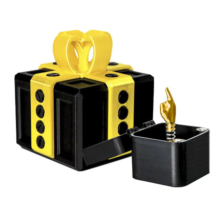 🎁 3D Christmas Prank Gift Box
