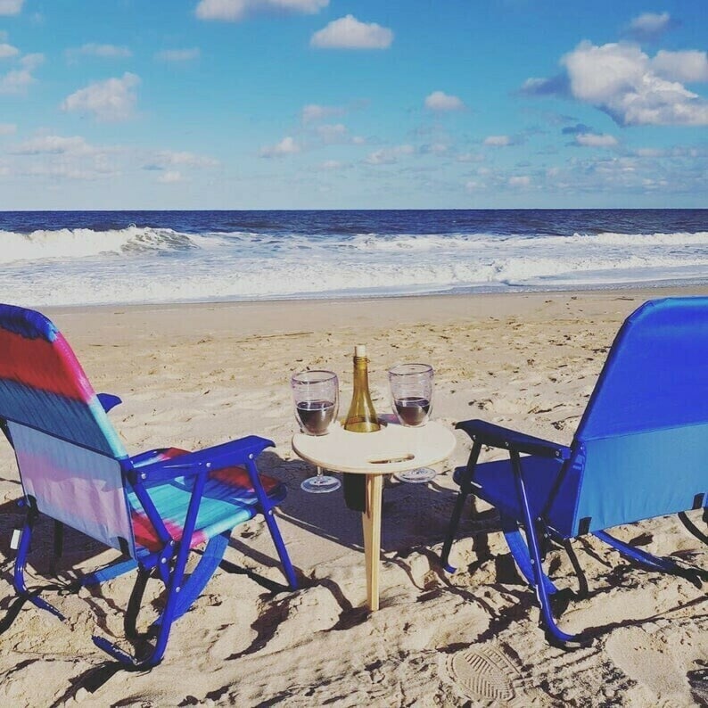 🍷 Collapsible Wine Table with Ground Stake • Beach & Camping